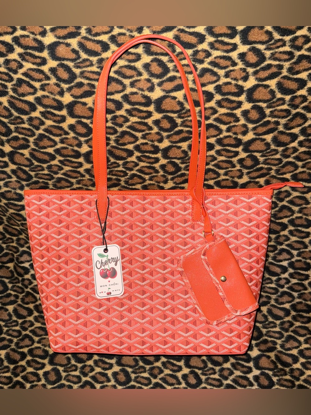 NWT Orange Cherry Mon Chéri Large Geometric Tote Bag with Matching Pouch